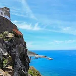Dimora Storica Con Vista Mare Infinita - Casa De Lu Ventu Lejlighed