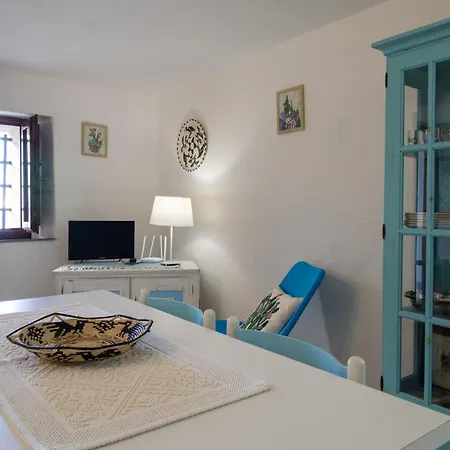 Casa De Lu Ventu Dimora Storica Con Vista Mare Infinita Apartment *