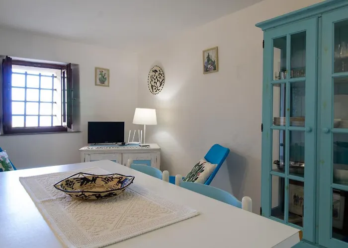 Dimora Storica Con Vista Mare Infinita - Casa De Lu Ventu Daire *